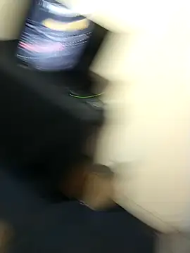 Snapshot of checheludo23 chatting on 11-16-25, 03:11 checheludo23 online show from 11-16-25, 03:11