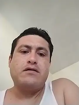 Snapshot of checheludo23 chatting on 06-07-26, 10:59 checheludo23 online show from 06-07-26, 10:59