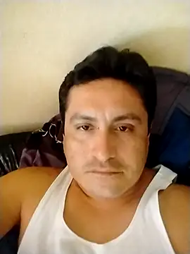 Snapshot of checheludo23 chatting on 06-01-26, 03:00 checheludo23 online show from 06-01-26, 03:00