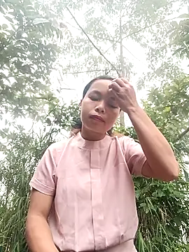 Nguyet2k4 online show from 11-05-25, 11:52