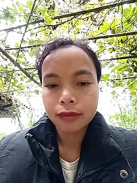 Nguyet2k4 online show from 10-27-25, 05:52