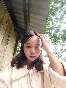 Nguyet2k4 online show from 12-17-25, 12:59