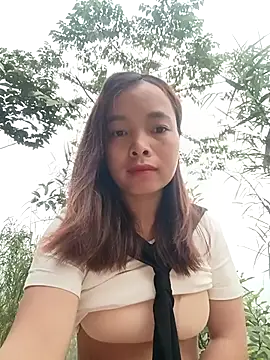 Nguyet2k4 online show from 03-19-26, 11:27