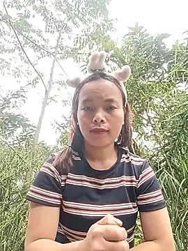 Nguyet2k4 online show from 03-12-26, 05:24