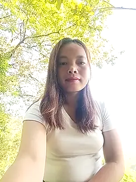 Snapshot of Nguyet2k4 chatting on 05-14-26, 12:40 Nguyet2k4 online show from 05-14-26, 12:40