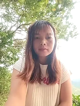 Snapshot of Nguyet2k4 chatting on 05-30-26, 10:48 Nguyet2k4 online show from 05-30-26, 10:48