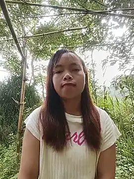 Snapshot of Nguyet2k4 chatting on 07-18-26, 12:41 Nguyet2k4 online show from 07-18-26, 12:41