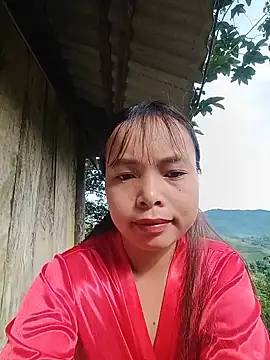 Snapshot of Nguyet2k4 chatting on 06-23-26, 12:30 Nguyet2k4 online show from 06-23-26, 12:30