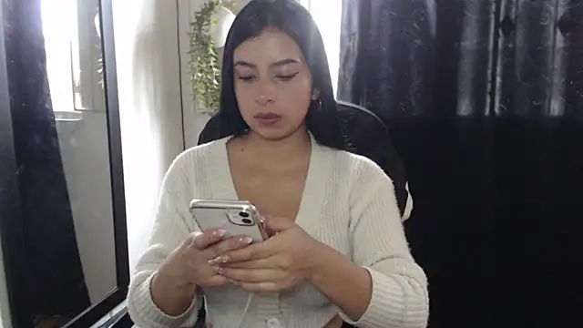 Lya Hall  online show from 02-12-26, 09:25