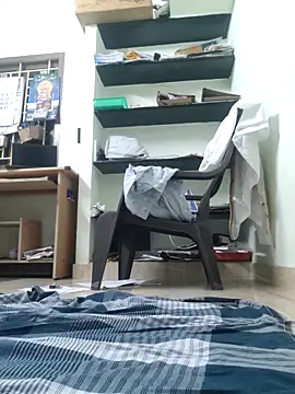 Snapshot of Vickyins480000 chatting on 02-12-26, 05:45 Vickyins480000 online show from 02-12-26, 05:45