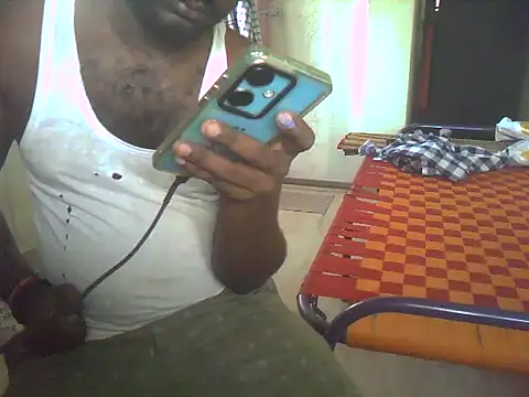 Snapshot of Vickyins480000 chatting on 04-24-26, 01:40 Vickyins480000 online show from 04-24-26, 01:40
