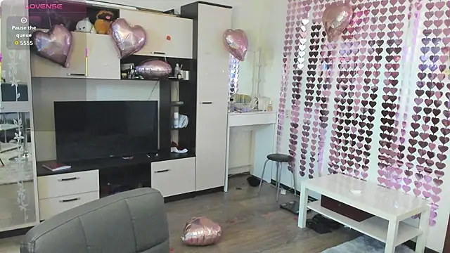 HeatherNextDoor online show from 02-08-26, 08:23