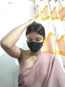 Snapshot of Jaya-Ray chatting on 05-13-26, 05:47 Jaya-Ray online show from 05-13-26, 05:47