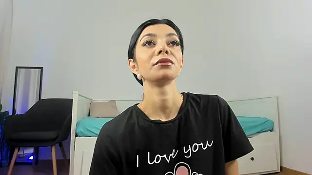 ReneeVoss online show from 04-06-26, 03:13