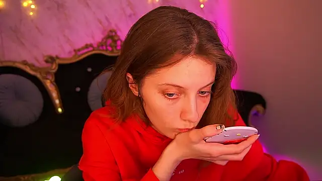 CuteeFoxy online show from 01-14-26, 02:42