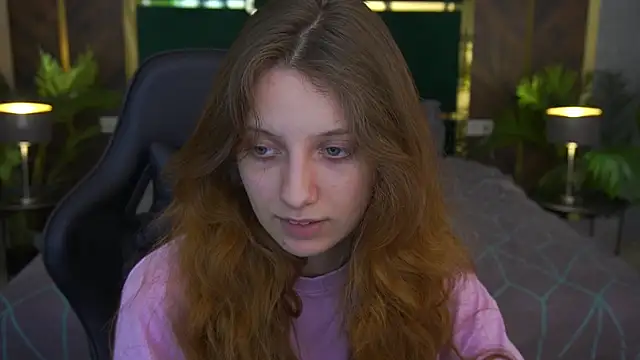 CuteeFoxy online show from 04-07-26, 01:13