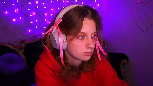 CuteeFoxy online show from 02-21-26, 02:19