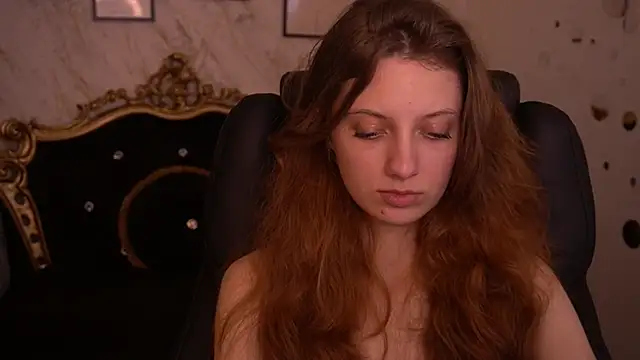 Snapshot of CuteeFoxy chatting on 06-03-26, 01:12 CuteeFoxy online show from 06-03-26, 01:12