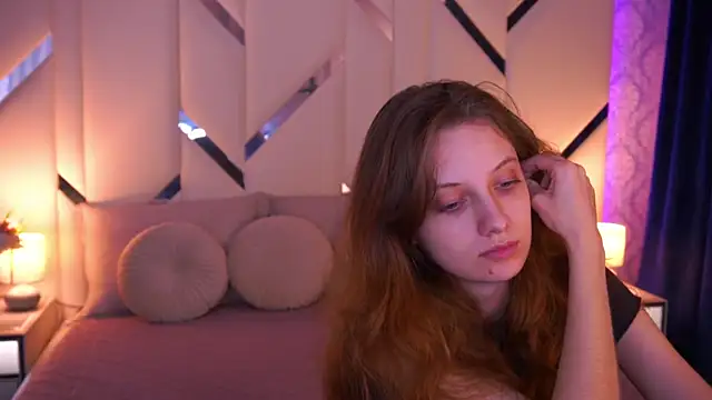 CuteeFoxy online show from 04-15-26, 12:53