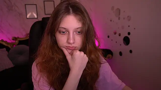 CuteeFoxy online show from 04-13-26, 12:31