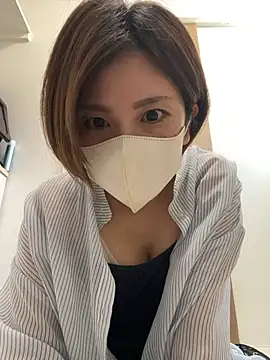 Snapshot of Io_chaaan_xxx chatting on 11-06-25, 03:21 Io chaaan xxx online show from 11-06-25, 03:21