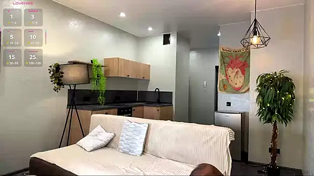 Snapshot of StephnieRecuparo chatting on 02-13-26, 02:39 StephnieRecuparo online show from 02-13-26, 02:39