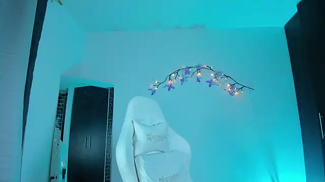 kittyrush  online show from 03-12-26, 05:45