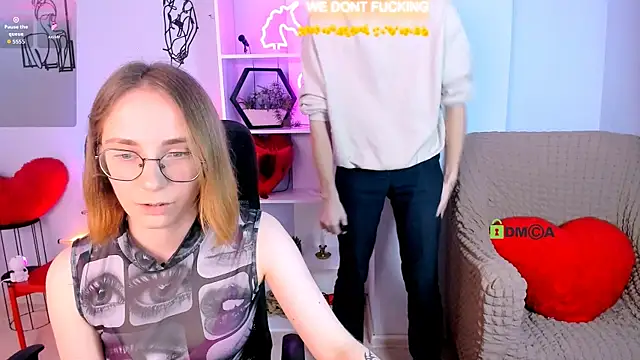 evalora vei online show from 11-30-25, 01:01