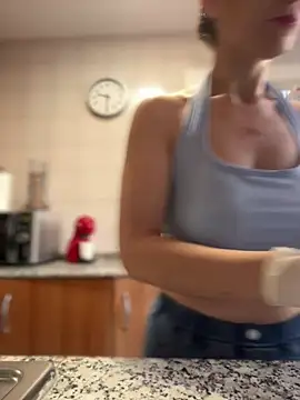 AlanaRius18 online show from 04-07-26, 07:32