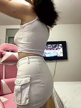 Snapshot of AlanaRius18 chatting on 01-08-26, 09:26 AlanaRius18 online show from 01-08-26, 09:26