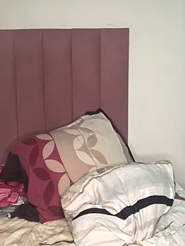 Bubbles156 online show from 03-29-26, 06:31