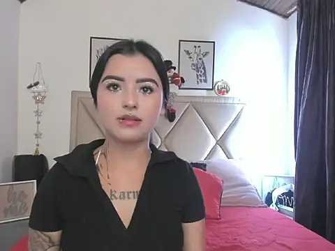 Nebula Lux online show from 12-04-25, 07:35