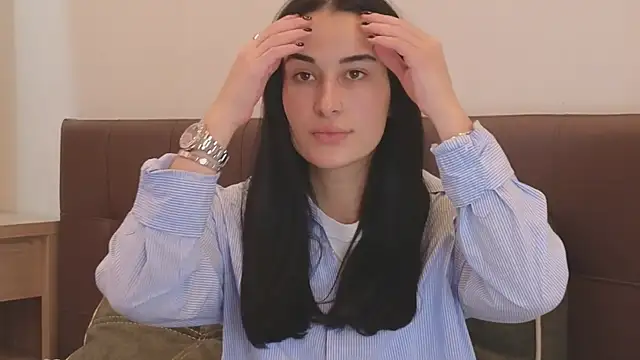 Snapshot of CocoTrap chatting on 10-29-25, 07:29 CocoTrap online show from 10-29-25, 07:29