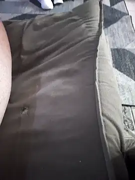 Snapshot of Motoboy100 chatting on 11-05-25, 11:24 Motoboy100 online show from 11-05-25, 11:24