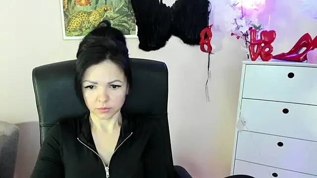 Mollybloom40 online show from 03-05-26, 07:27