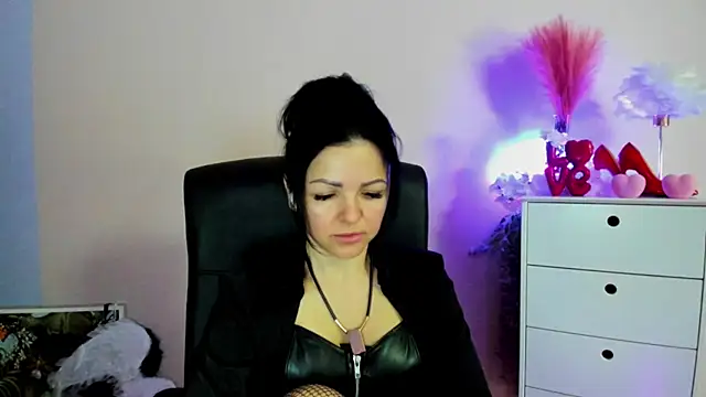 Mollybloom40 online show from 03-24-26, 07:41