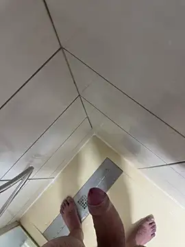 Snapshot of jesuislabb01 chatting on 11-11-25, 06:58 jesuislabb01 online show from 11-11-25, 06:58