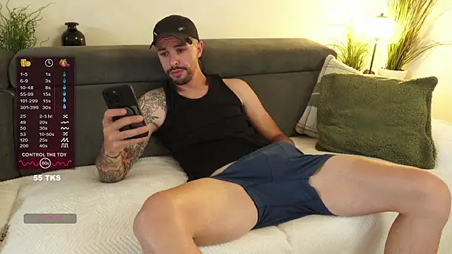 monsieurguitsxxx online show from 06-03-26, 02:33