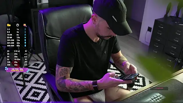 monsieurguitsxxx online show from 01-11-26, 01:40