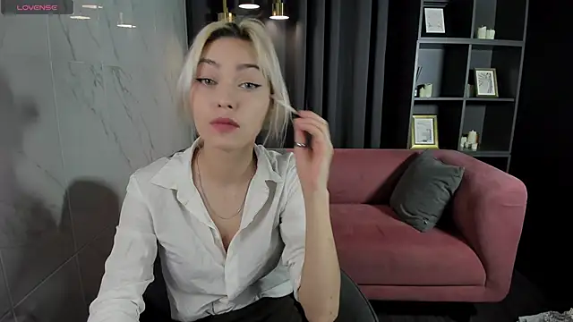 AlysiaSun  online show from 10-15-25, 02:25