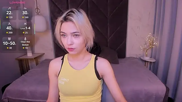 AlysiaSun  online show from 10-27-25, 01:56