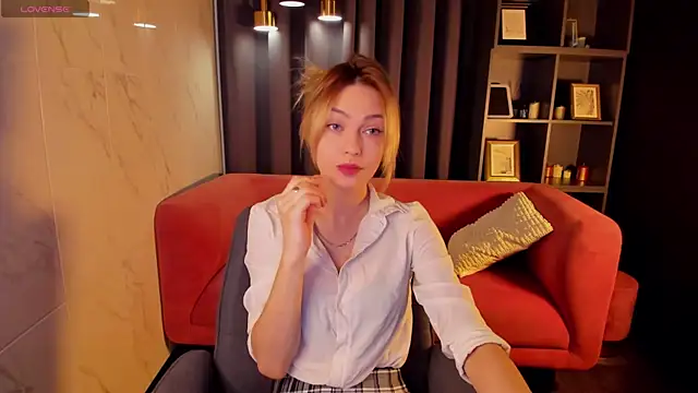 Snapshot of AlysiaSun_ chatting on 04-09-26, 10:49 AlysiaSun online show from 04-09-26, 10:49