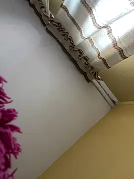 Snapshot of Techi0525 chatting on 10-14-25, 06:41 Techi0525 online show from 10-14-25, 06:41