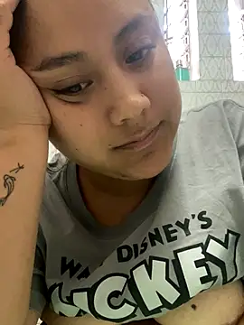 Snapshot of Techi0525 chatting on 10-31-25, 08:27 Techi0525 online show from 10-31-25, 08:27