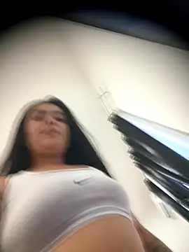 I Amvictoria online show from 10-22-25, 03:33