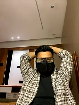 Notme 09 online show from 10-26-25, 01:11