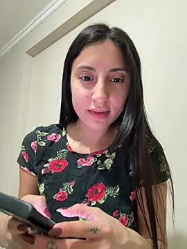Snapshot of itsmiasofia chatting on 06-26-26, 07:47 itsmiasofia online show from 06-26-26, 07:47