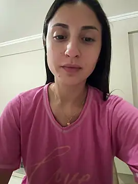 Snapshot of itsmiasofia chatting on 06-20-26, 11:43 itsmiasofia online show from 06-20-26, 11:43