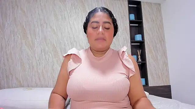 violeta dovnik online show from 10-21-25, 07:24