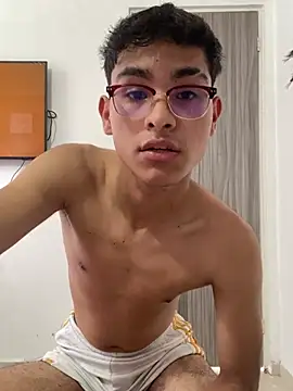 Muchachito18 online show from 02-01-26, 06:39